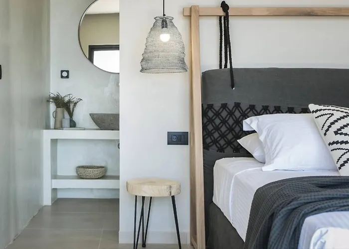 Kefalonian Chic - Charma 斯巴达